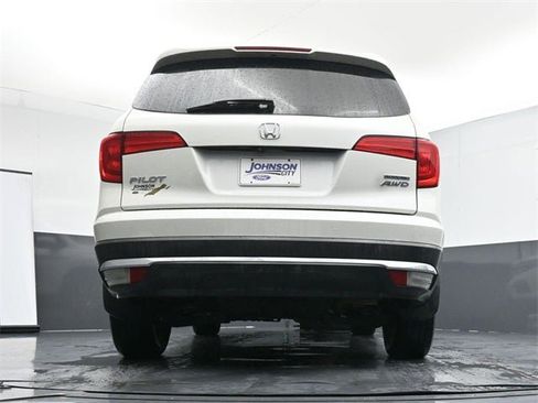 Used 2017 Honda Pilot Touring image 36