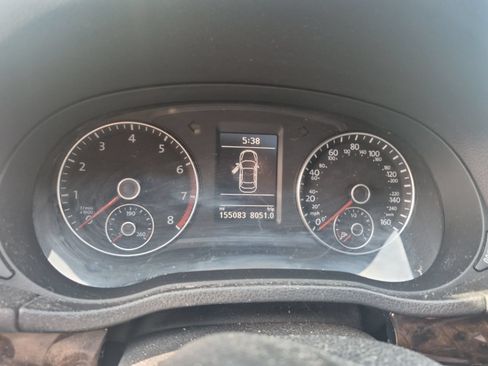 Used 2014 Volkswagen Passat 1.8T SEL Premium FWD image 2