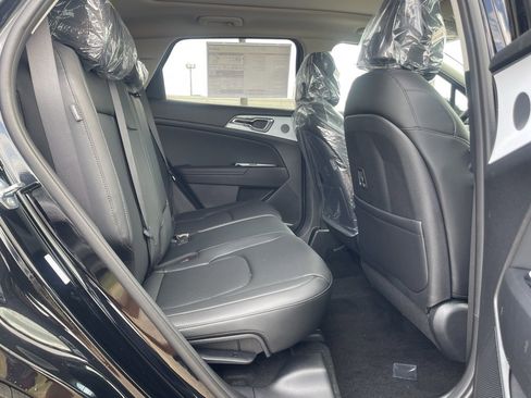 New 2024 Kia Sportage SX image 19