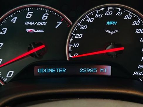 Used 2006 Chevrolet Corvette Z06 w/ Preferred Equipment Group RWD image 20