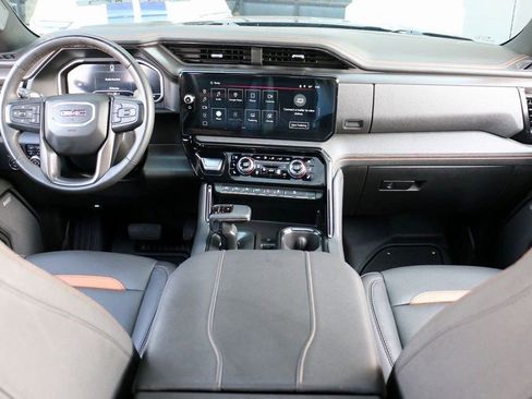 Used 2023 GMC Sierra 1500 AT4 w/ Technology Package image 32