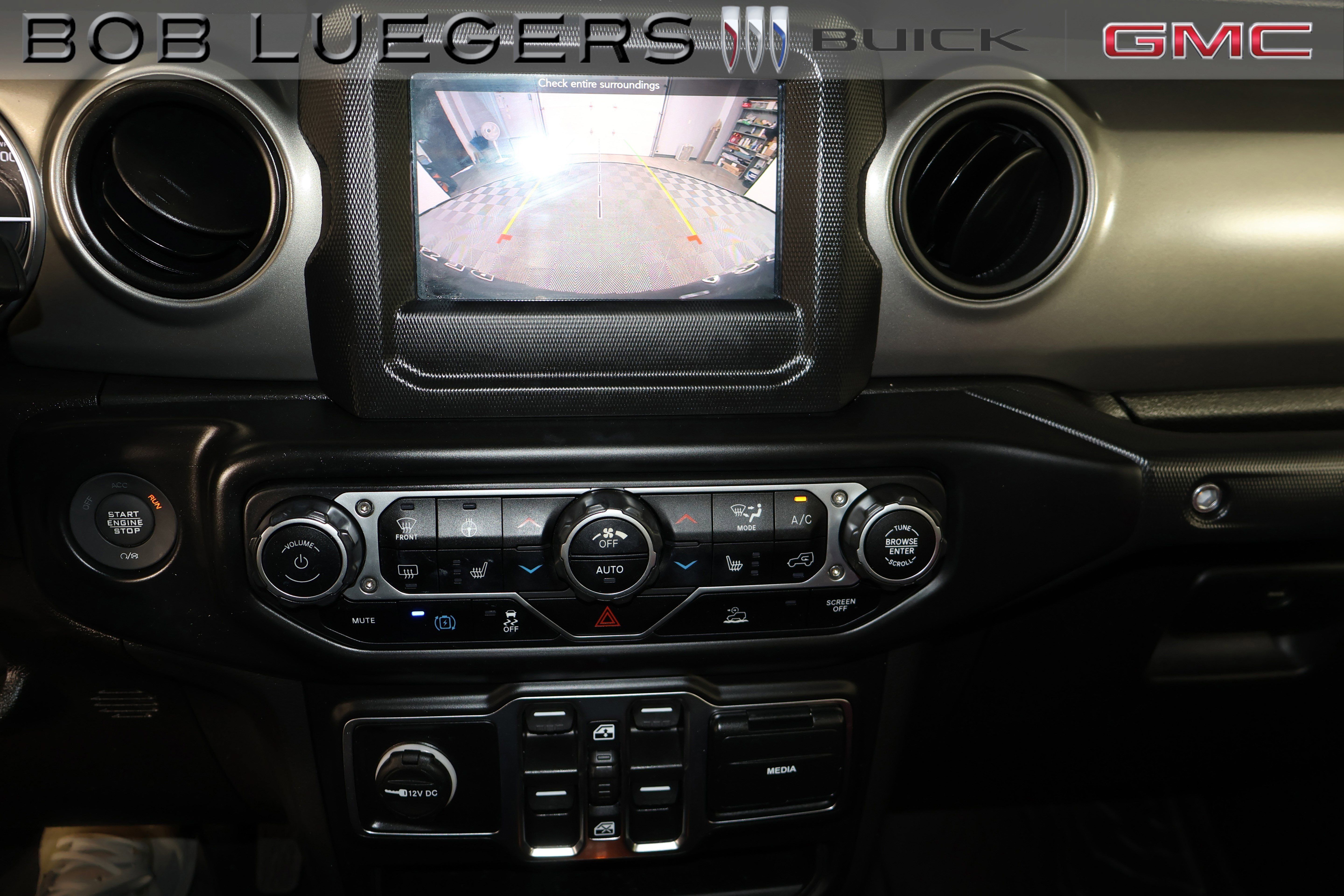 Used 2023 Jeep Wrangler Unlimited w/ Cold Weather Group AWD/4WD image 21