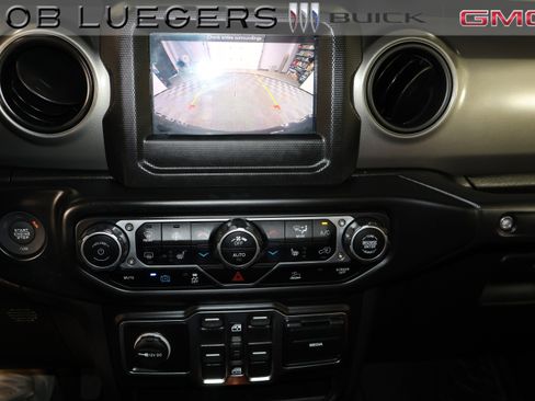 Used 2023 Jeep Wrangler Unlimited w/ Cold Weather Group AWD/4WD image 21
