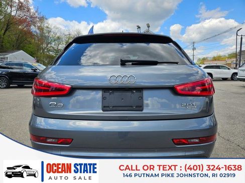 Used 2015 Audi Q3 2.0T Prestige w/ Prestige Package AWD/4WD image 4