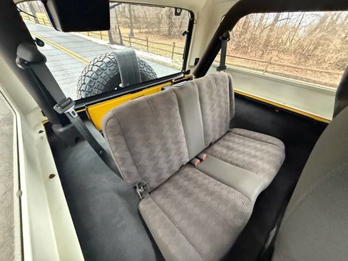 Used 2004 Jeep Wrangler 4WD image 48