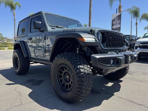 Used 2024 Jeep Wrangler Sport AWD/4WD image 9
