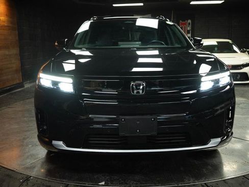 Used 2024 Honda Prologue Touring image 3