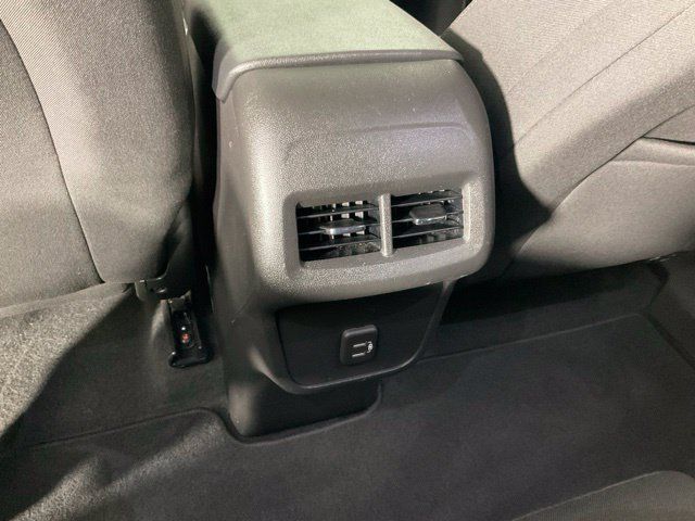 Used 2022 Chevrolet Equinox LT AWD/4WD image 22