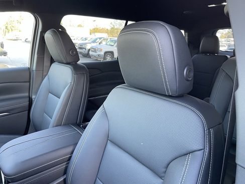 New 2026 Chevrolet Traverse LT w/ Driver Confidence Package image 24