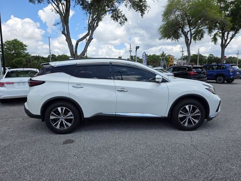 Used 2019 Nissan Murano SV w/ Premium Package AWD/4WD image 2