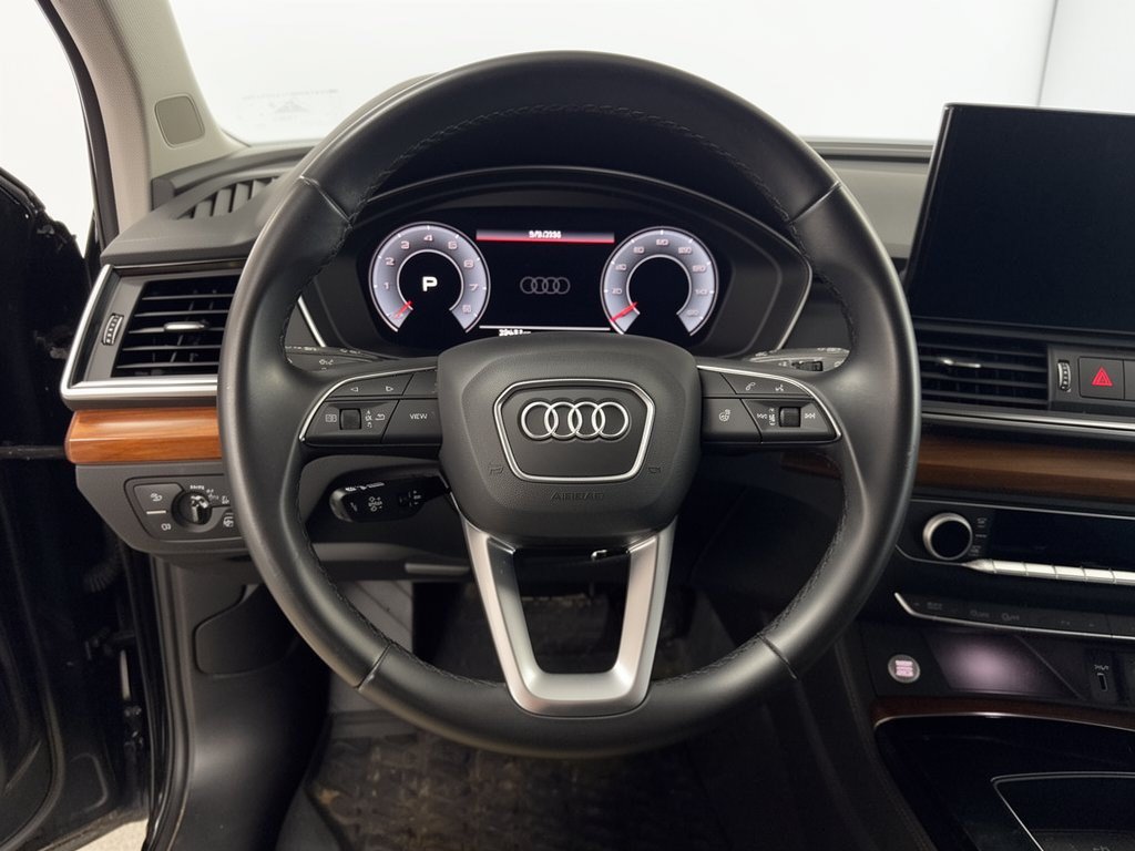 Used 2023 Audi Q5 2.0T Premium Plus w/ Premium Plus Package AWD/4WD image 10