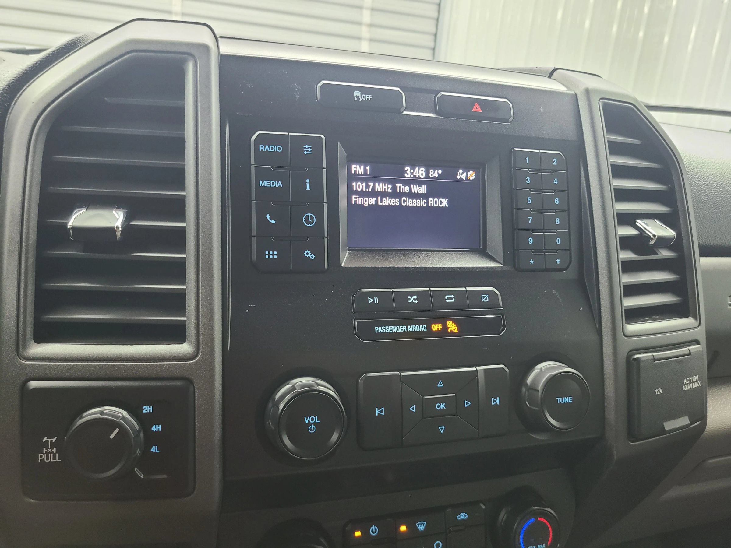 Used 2020 Ford F250 XL w/ Power Equipment Group AWD/4WD image 30