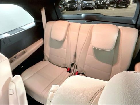 New 2025 Mercedes-Benz GLS 450 GLS 450 image 11