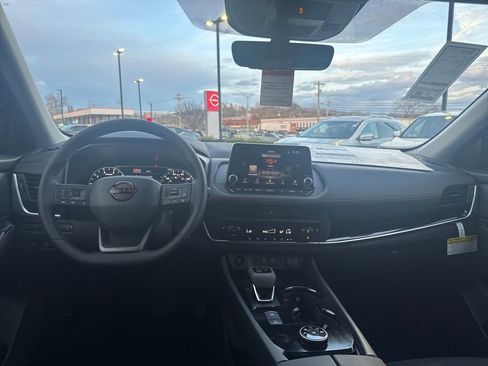 New 2026 Nissan Rogue SV image 14
