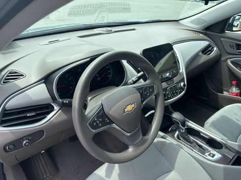 Used 2024 Chevrolet Malibu LT FWD image 4