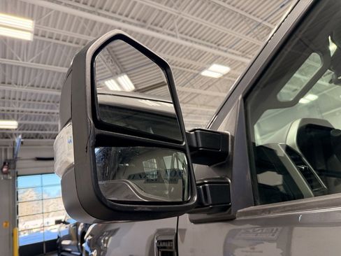 Used 2021 Ford F250 Lariat image 17