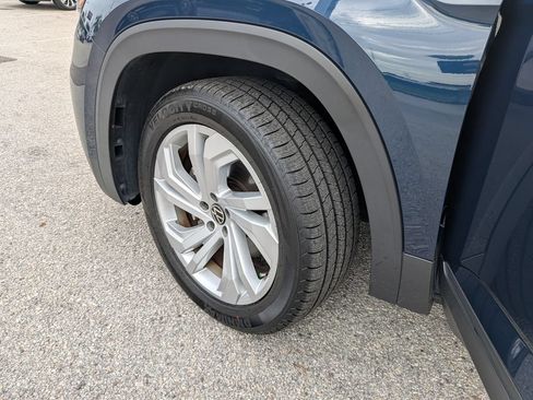 Certified 2023 Volkswagen Atlas SE w/ Panoramic Sunroof Package FWD image 35