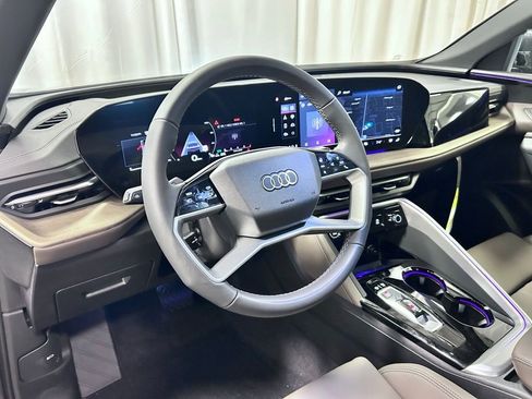 New 2025 Audi Q5 Premium Plus AWD/4WD image 2