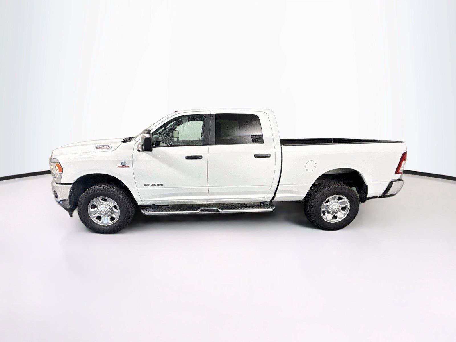 Used 2024 RAM 2500 Big Horn w/ Off Road Package AWD/4WD image 2