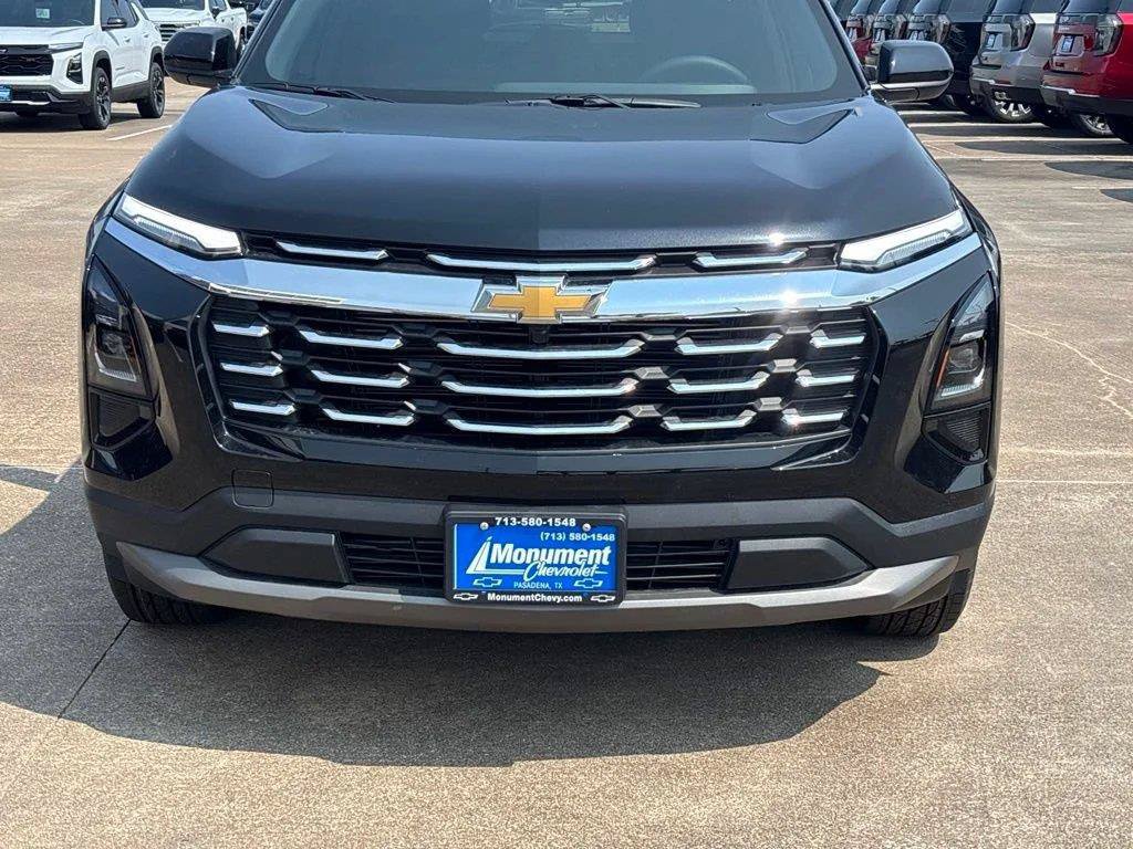 New 2026 Chevrolet Equinox LT FWD image 3