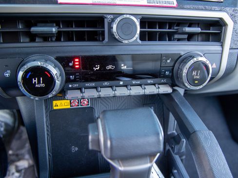 Used 2024 Toyota Tacoma Limited image 25