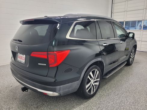 Used 2016 Honda Pilot Touring image 4