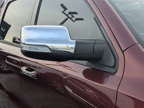 Used 2020 RAM 1500 Laramie image 10