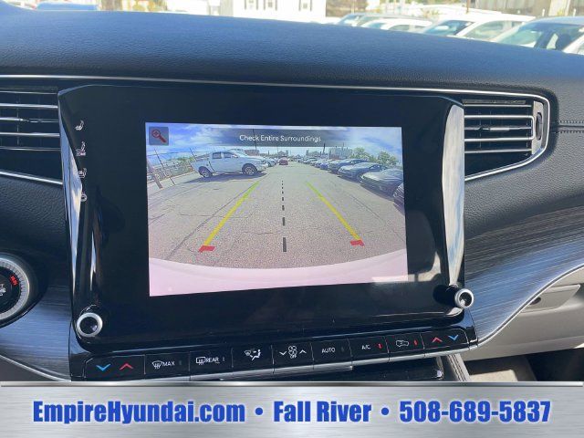 Used 2024 Jeep Wagoneer Series II w/ Flexible Seating Group AWD/4WD image 24