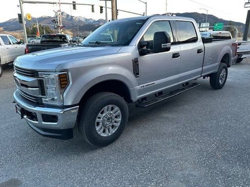 Used 2019 Ford F250 XLT w/ XLT Value Package image 5
