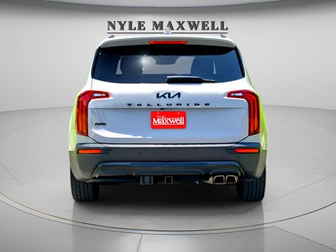 Used 2022 Kia Telluride SX w/ SX Prestige Package AWD/4WD image 8