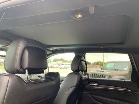Used 2019 Jeep Grand Cherokee High Altitude AWD/4WD image 10