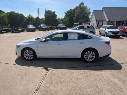 Used 2023 Chevrolet Malibu LT FWD image 8