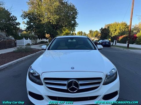 Used 2015 Mercedes-Benz C 300 4MATIC Sedan image 3