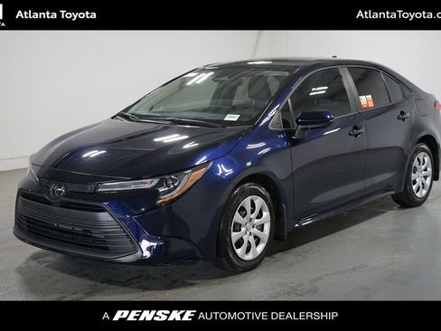 Used 2025 Toyota Corolla LE image 1