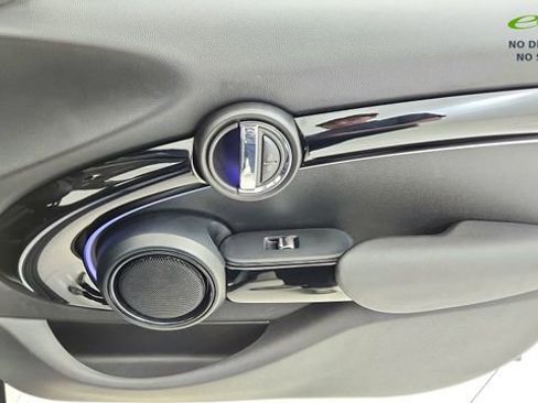 Used 2023 MINI Cooper S image 23