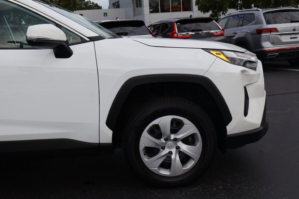 Certified 2024 Toyota RAV4 LE AWD/4WD image 11
