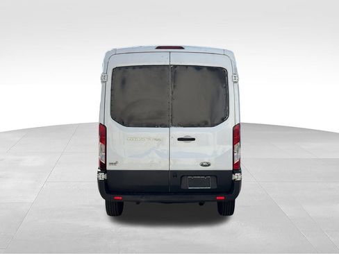 Used 2016 Ford Transit 250 130 Medium Roof RWD image 6