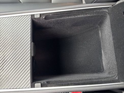 Used 2025 Tesla Model Y Long Range image 13