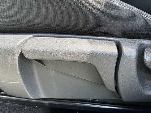 Used 2024 Nissan Rogue S AWD/4WD image 14