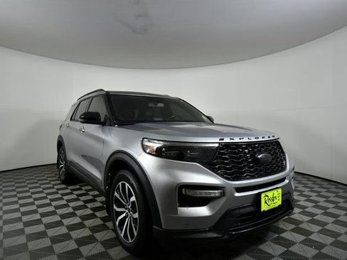 Used 2020 Ford Explorer ST w/ Premium Technology Package image 8