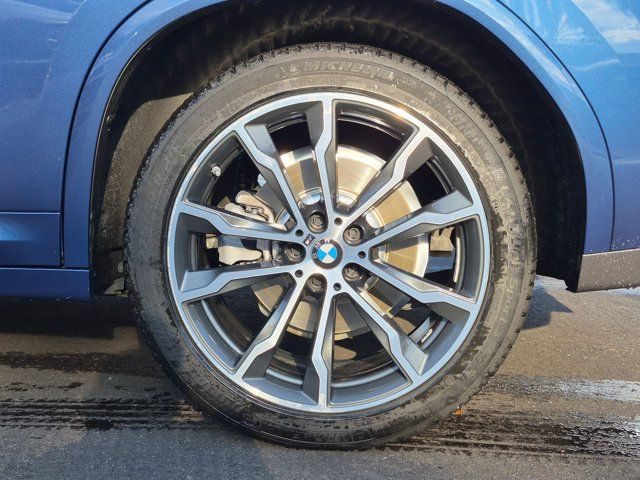 Used 2020 BMW X4 xDrive30i w/ Executive Package AWD/4WD image 25