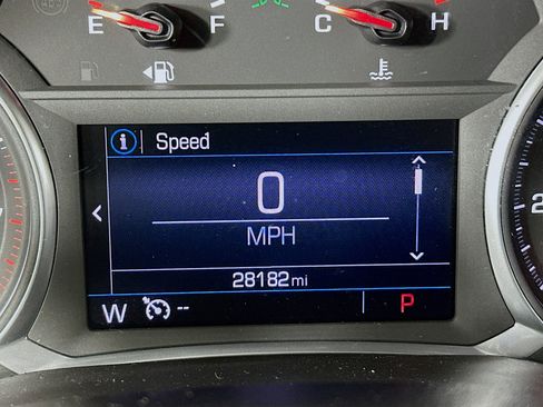 Used 2022 GMC Acadia SLE FWD image 19