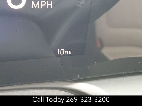 New 2025 Buick Encore GX Avenir w/ Avenir Technology Package image 12