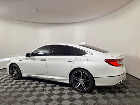 Used 2022 Honda Accord Touring image 7