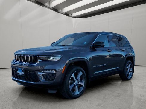 New 2025 Jeep Grand Cherokee Limited w/ Luxury Tech Group II image 1