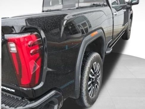 Used 2024 GMC Sierra 2500 Denali Ultimate image 13