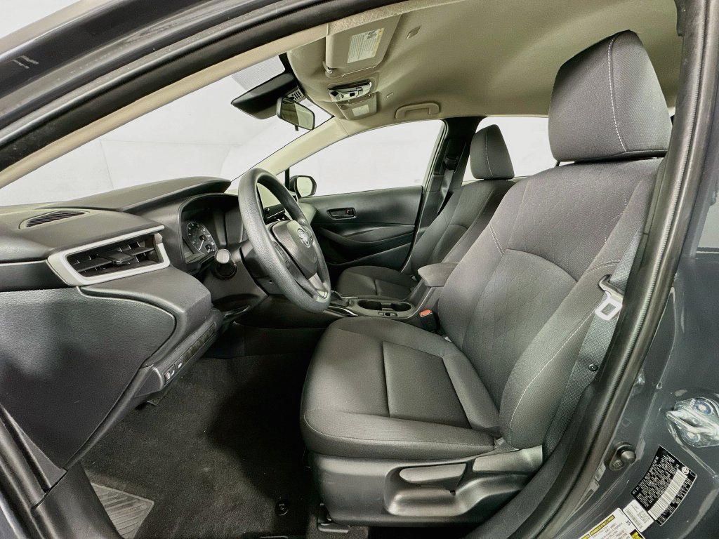 Certified 2025 Toyota Corolla LE FWD image 20