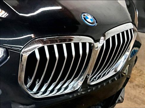 Used 2023 BMW X5 xDrive45e w/ Executive Package image 32