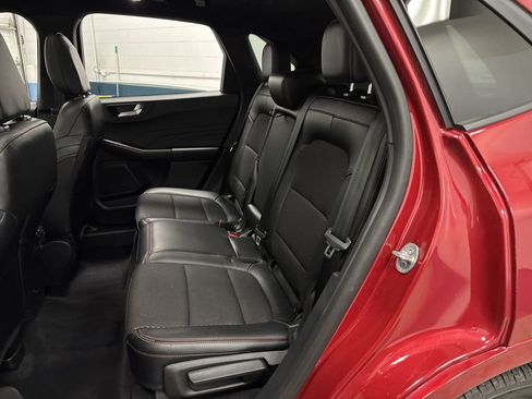 Used 2023 Ford Escape ST-Line Select w/ Tech Pack #2 image 30