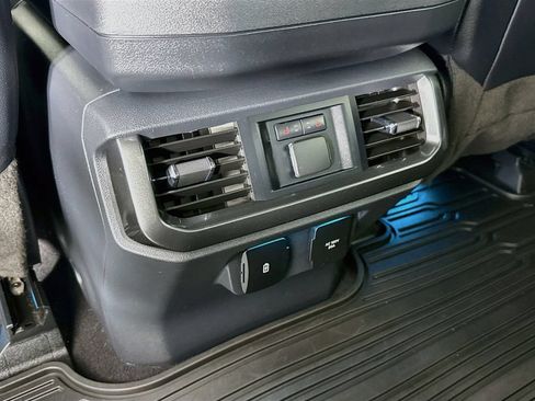 Used 2023 Ford F150 Lariat w/ Equipment Group 502A High AWD/4WD image 28